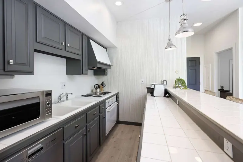 Make a great meal in the fully equipped kitchen.