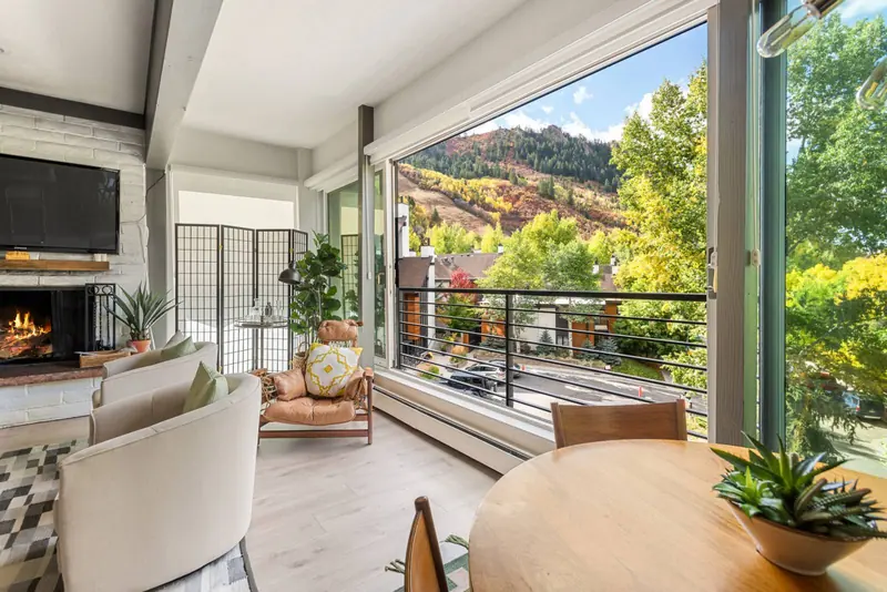 The warm and welcoming decor combined with the beautiful natural scenery creates an idyllic vacation retreat experience.