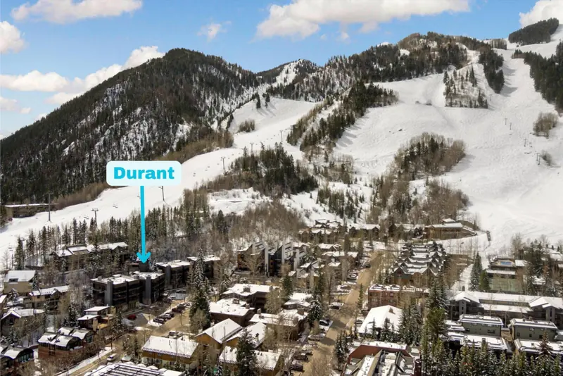 Enjoy this convenient location close to town and the slopes!